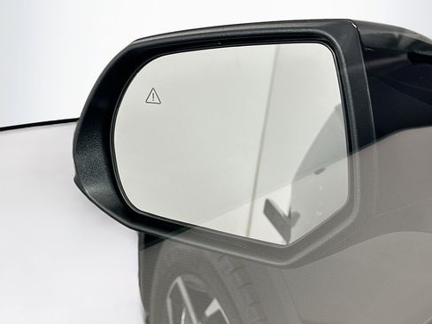 Used 2024 Hyundai Ioniq 5 SEL image 16