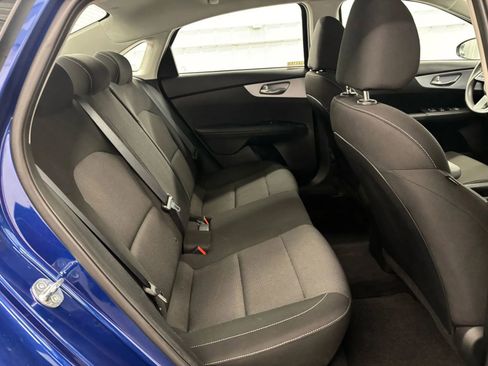 Used 2024 Kia Forte LXS FWD image 35