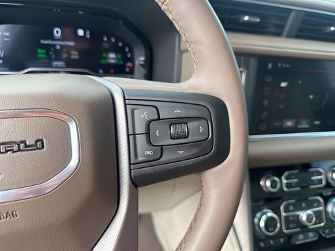 Certified 2023 GMC Yukon XL Denali image 30