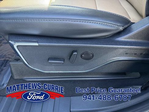 Used 2023 Ford F250 Lariat w/ Tow Technology Package AWD/4WD image 11