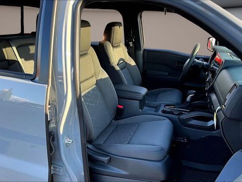 New 2026 Nissan Frontier SV image 10