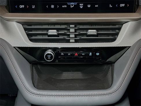 New 2026 Ford Explorer Active w/ Active Comfort Package image 10