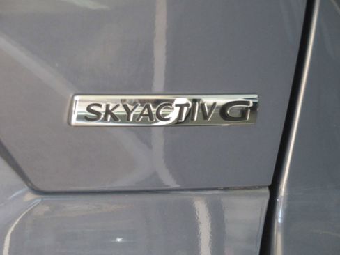 Used 2021 MAZDA CX-5 Carbon Edition image 73