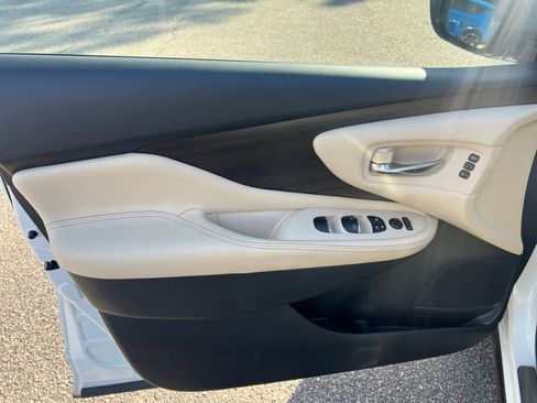Certified 2023 Nissan Murano Platinum w/ Cargo Package image 18
