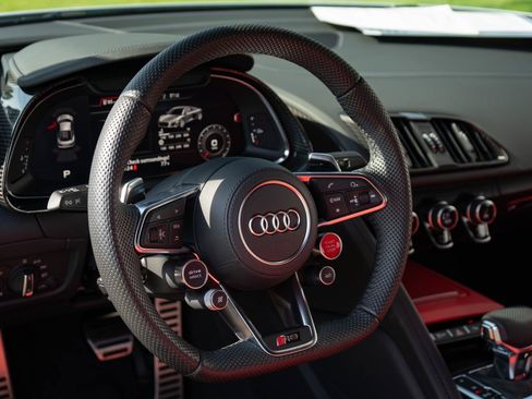 Certified 2023 Audi R8 V10 performance AWD/4WD image 42