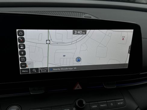 Used 2025 Hyundai Elantra SEL w/ Cargo Package image 19