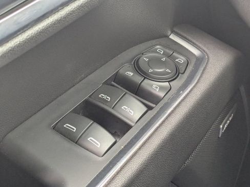 Used 2023 Chevrolet Silverado 1500 LTZ w/ Z71 Off-Road Package image 25