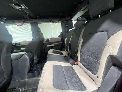 Used 2023 Ford Bronco Wildtrak AWD/4WD image 22