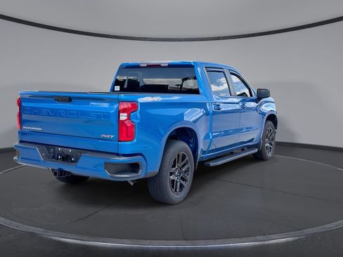 Used 2023 Chevrolet Silverado 1500 RST AWD/4WD image 11