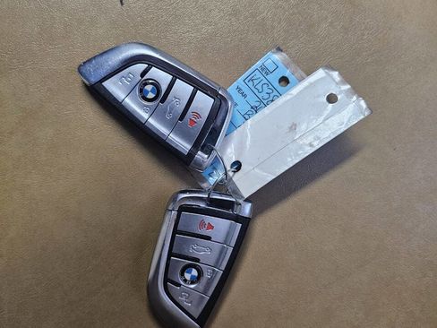 Used 2019 BMW X7 xDrive50i w/ M Sport Package image 40