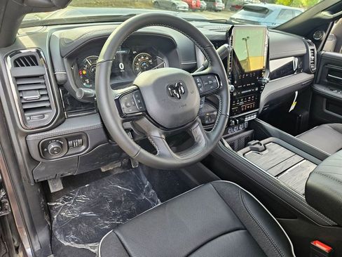 New 2026 RAM 2500 Limited AWD/4WD image 13