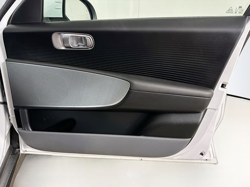 Used 2024 Hyundai Ioniq 6 SE image 32