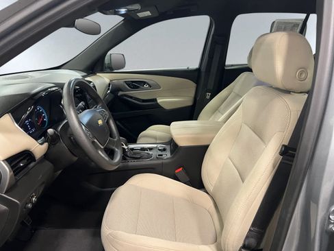 Used 2023 Chevrolet Traverse LS w/ Safety Package AWD/4WD image 11