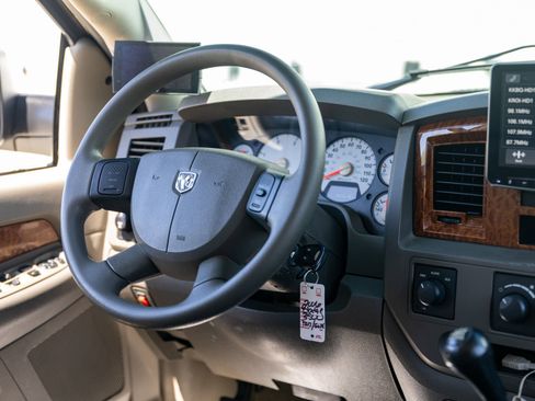 Used 2006 Dodge Ram 3500 Truck SLT w/ Light Group image 30