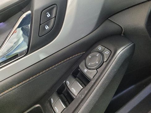 Used 2019 Chevrolet Traverse RS image 27