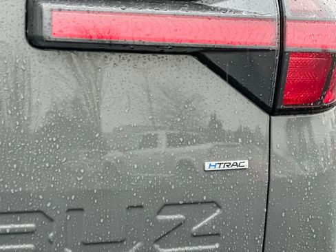 Used 2025 Hyundai Santa Cruz SEL image 25