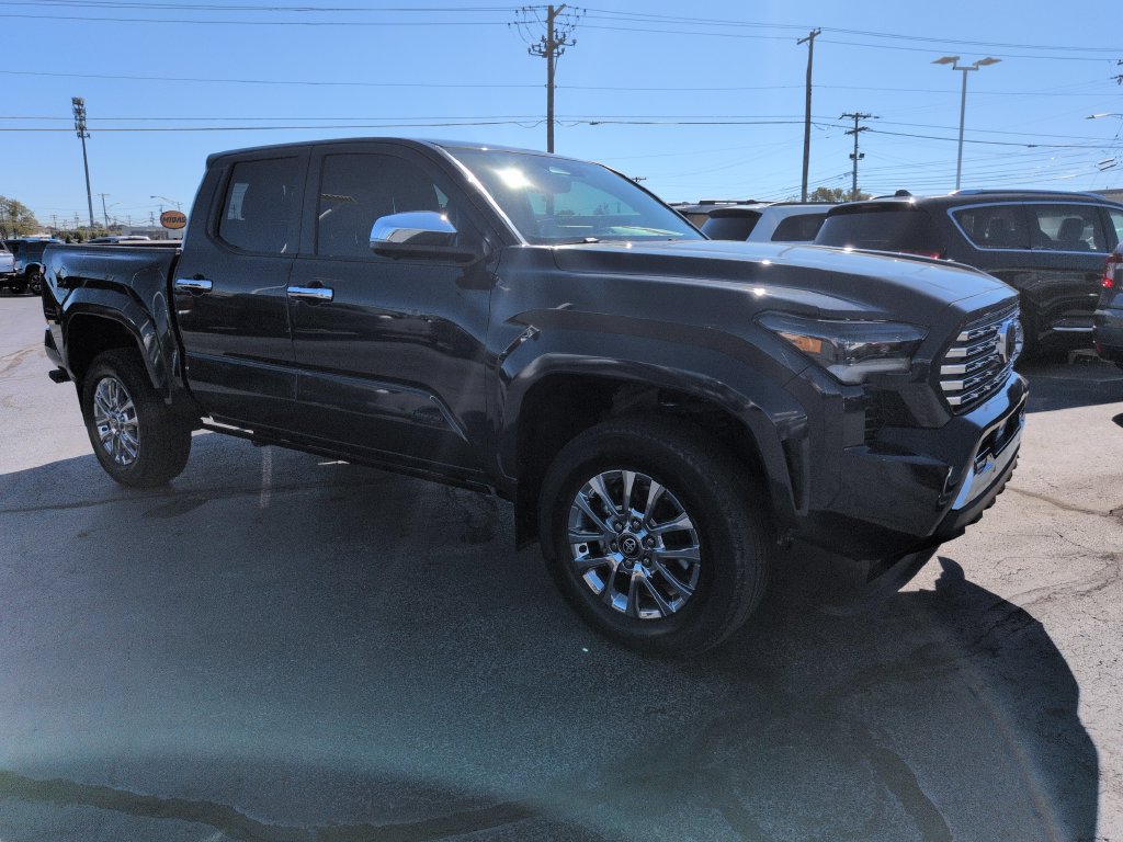 Used 2024 Toyota Tacoma Limited w/ Limited Package (LT) AWD/4WD image 7