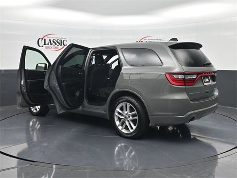 Used 2023 Dodge Durango GT image 40