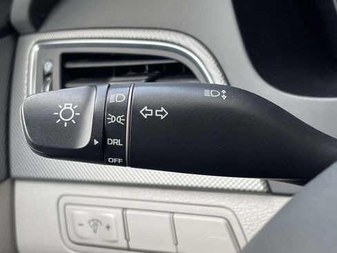 Used 2017 Hyundai Sonata SE FWD image 21