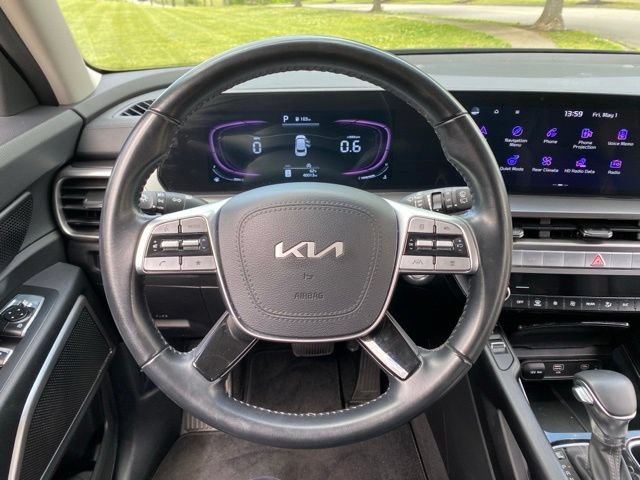 Used 2025 Kia Telluride S FWD image 15