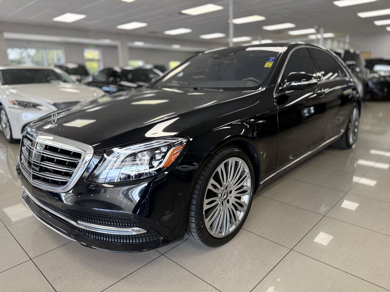 Used 2018 Mercedes-Benz S 560 Sedan image 7