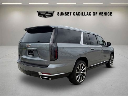 New 2026 Cadillac Escalade ESV Luxury w/ Touring Package AWD/4WD image 3