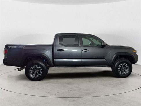 Used 2023 Toyota Tacoma TRD Off-Road image 6