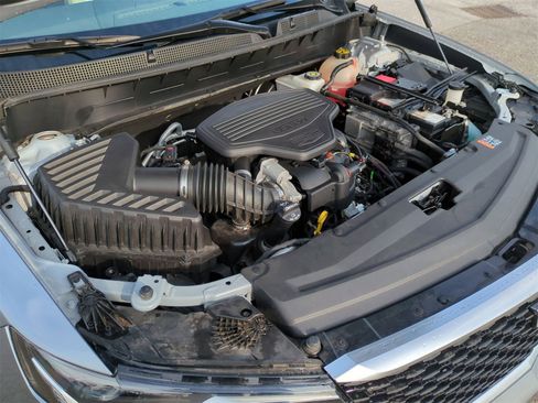 Certified 2020 Cadillac XT6 Premium Luxury image 33