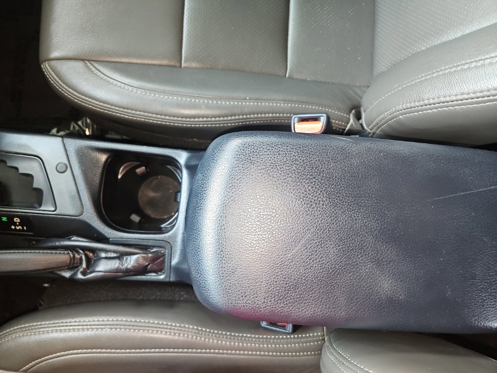 Used 2017 Toyota RAV4 LE FWD image 22
