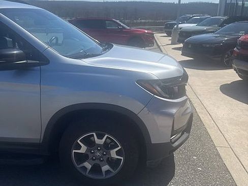 Used 2023 Honda Passport TrailSport image 8