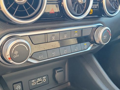 Certified 2024 Nissan Sentra SV image 27