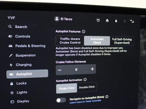 Used 2021 Tesla Model S Plaid image 21