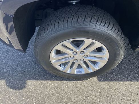 Used 2018 Chevrolet Colorado Z71 w/ Centennial Edition image 10