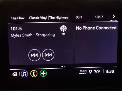 Used 2024 Chevrolet Trax LS image 32