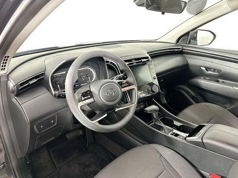 Used 2023 Hyundai Tucson SE image 10