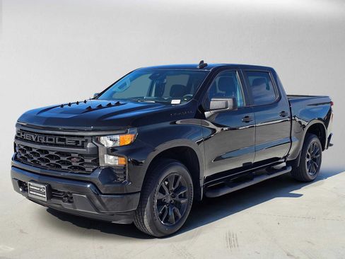Used 2023 Chevrolet Silverado 1500 Custom w/ LPO, Dark Essentials Package RWD image 7