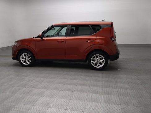 Used 2022 Kia Soul LX w/ Technology Package image 3
