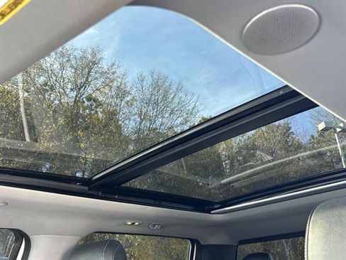 Used 2024 Ford F250 Lariat w/ Lariat Ultimate Package image 24