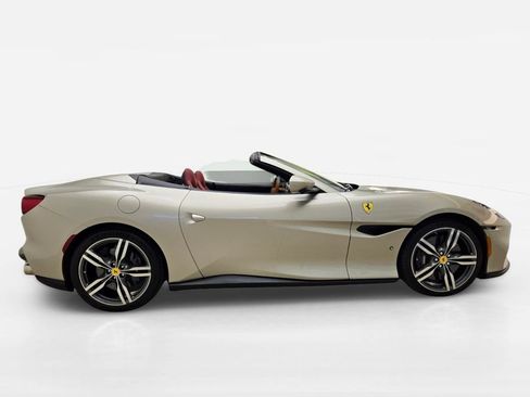 Used 2023 Ferrari Portofino M RWD image 6