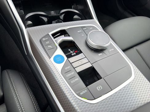 New 2026 BMW i4 eDrive40 w/ Premium Package RWD image 25