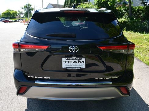 Used 2023 Toyota Highlander Platinum AWD/4WD image 6