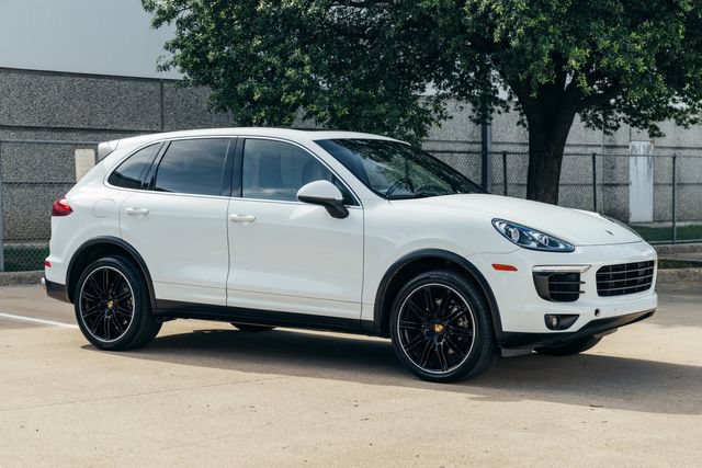Used 2016 Porsche Cayenne S AWD/4WD image 32
