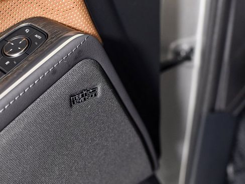 Used 2025 Lexus GX 550 image 21