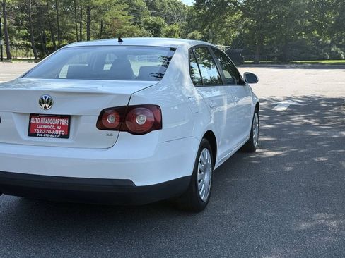 Used 2009 Volkswagen Jetta S FWD image 6