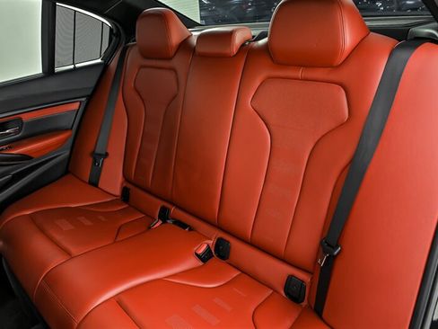 Used 2018 BMW M3 RWD image 18
