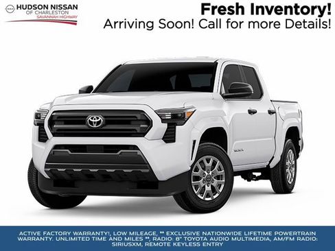 Used 2024 Toyota Tacoma SR image 1