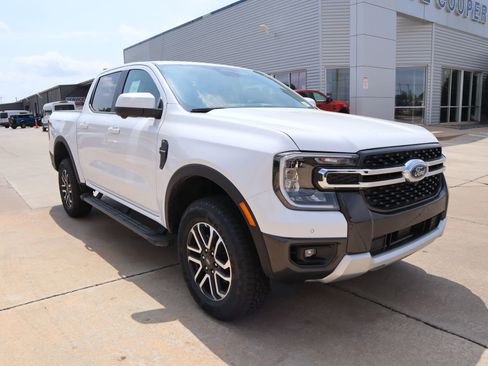 New 2026 Ford Ranger Lariat w/ FX4 Off-Road Package AWD/4WD image 1