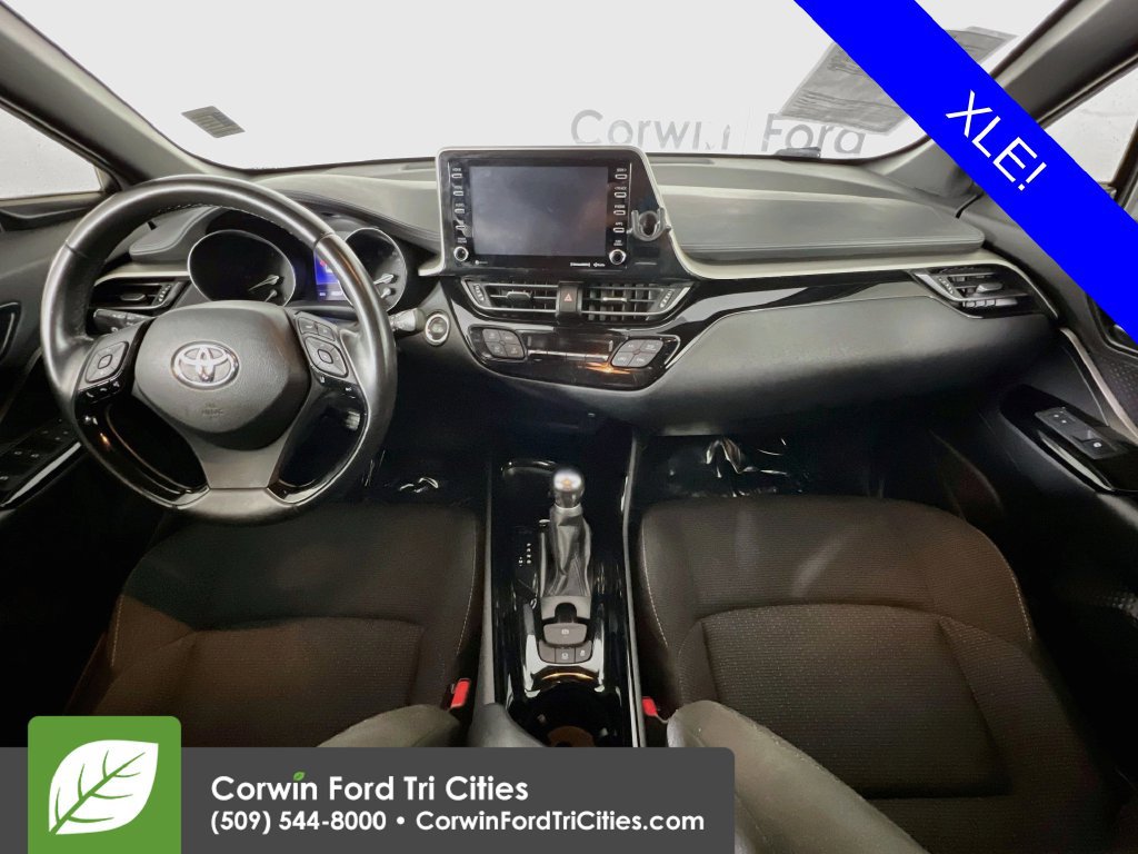 Used 2019 Toyota C-HR XLE FWD image 6