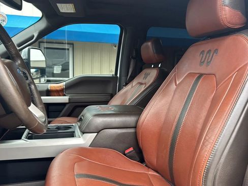 Used 2019 Ford F350 King Ranch w/ King Ranch Ultimate Package image 9