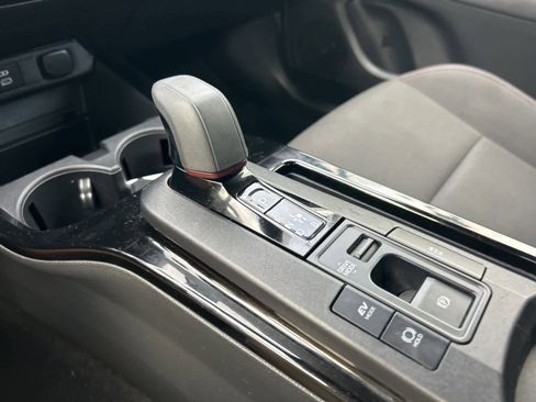 Used 2024 Toyota Prius Prime SE image 32